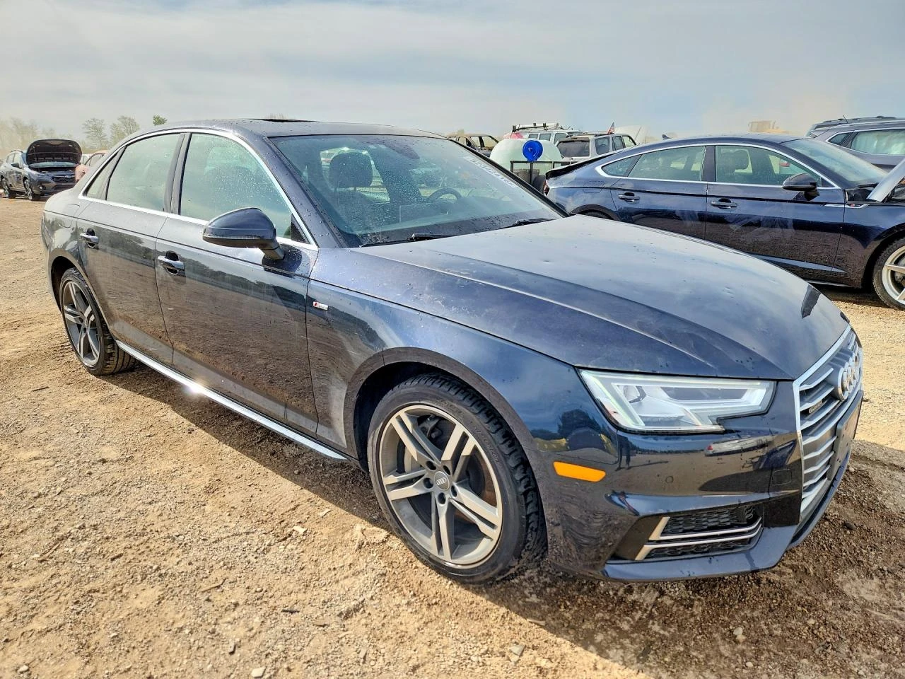 Audi A4 2.0l Premium Plus, снимка 4 - Автомобили и джипове - 54705104