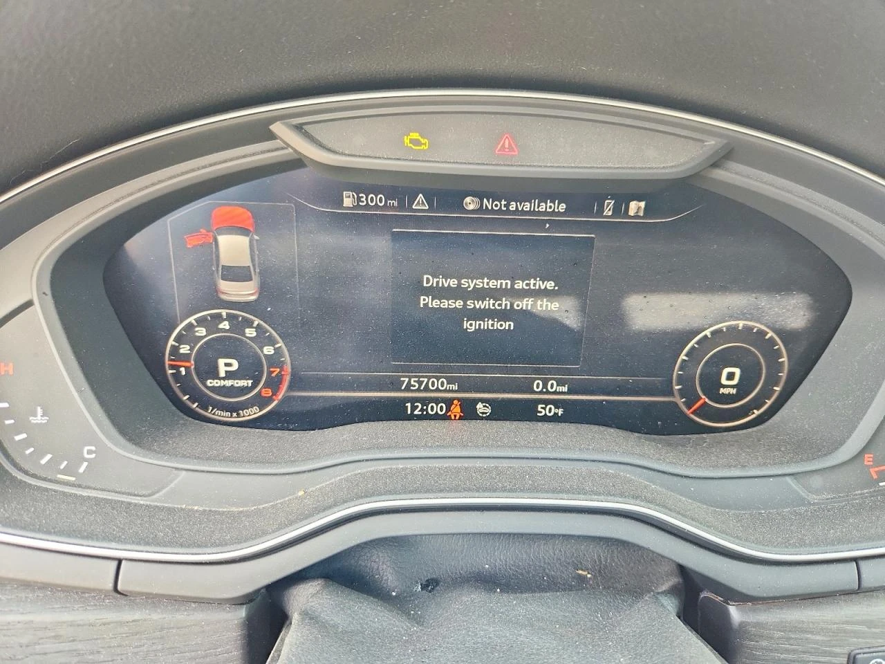Audi A4 2.0l Premium Plus, снимка 9 - Автомобили и джипове - 54705104