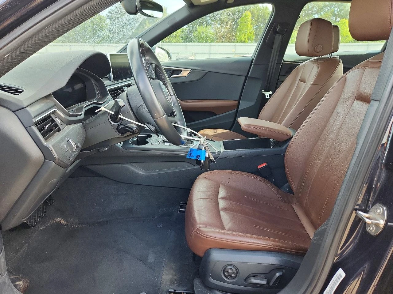 Audi A4 2.0l Premium Plus, снимка 7 - Автомобили и джипове - 54705104