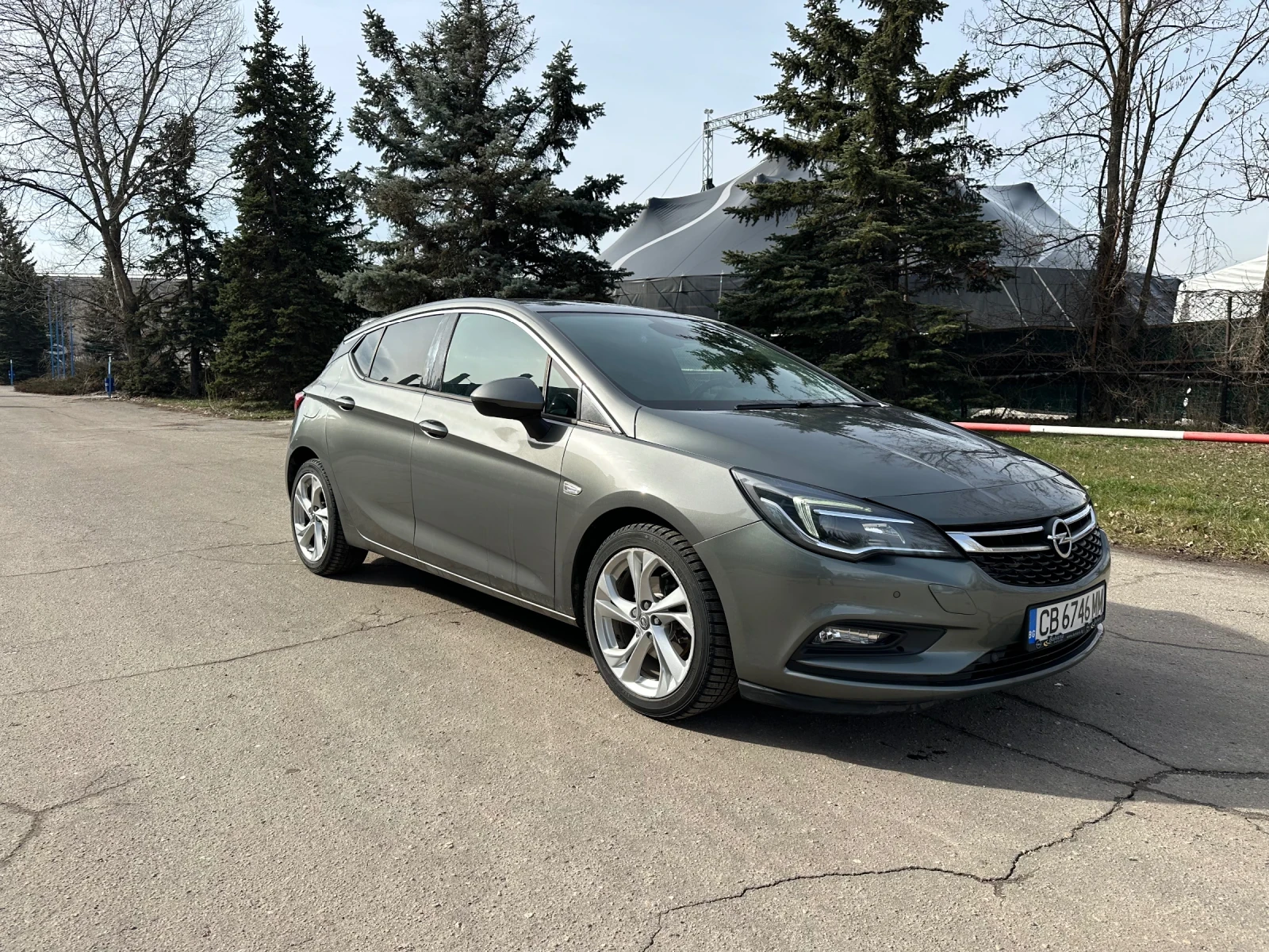 Opel Astra INNOVATION, снимка 4 - Автомобили и джипове - 54730945
