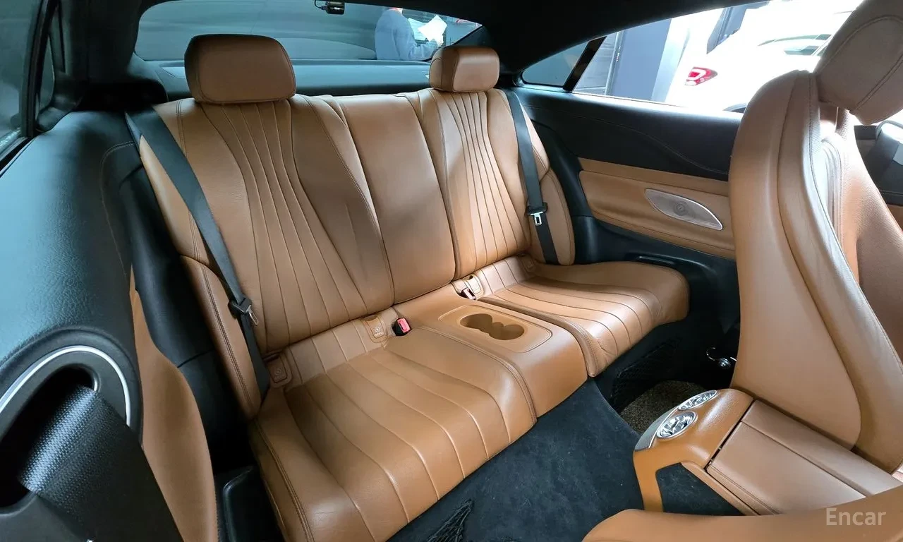 Mercedes-Benz E 400 4MATIC , снимка 10 - Автомобили и джипове - 54765658