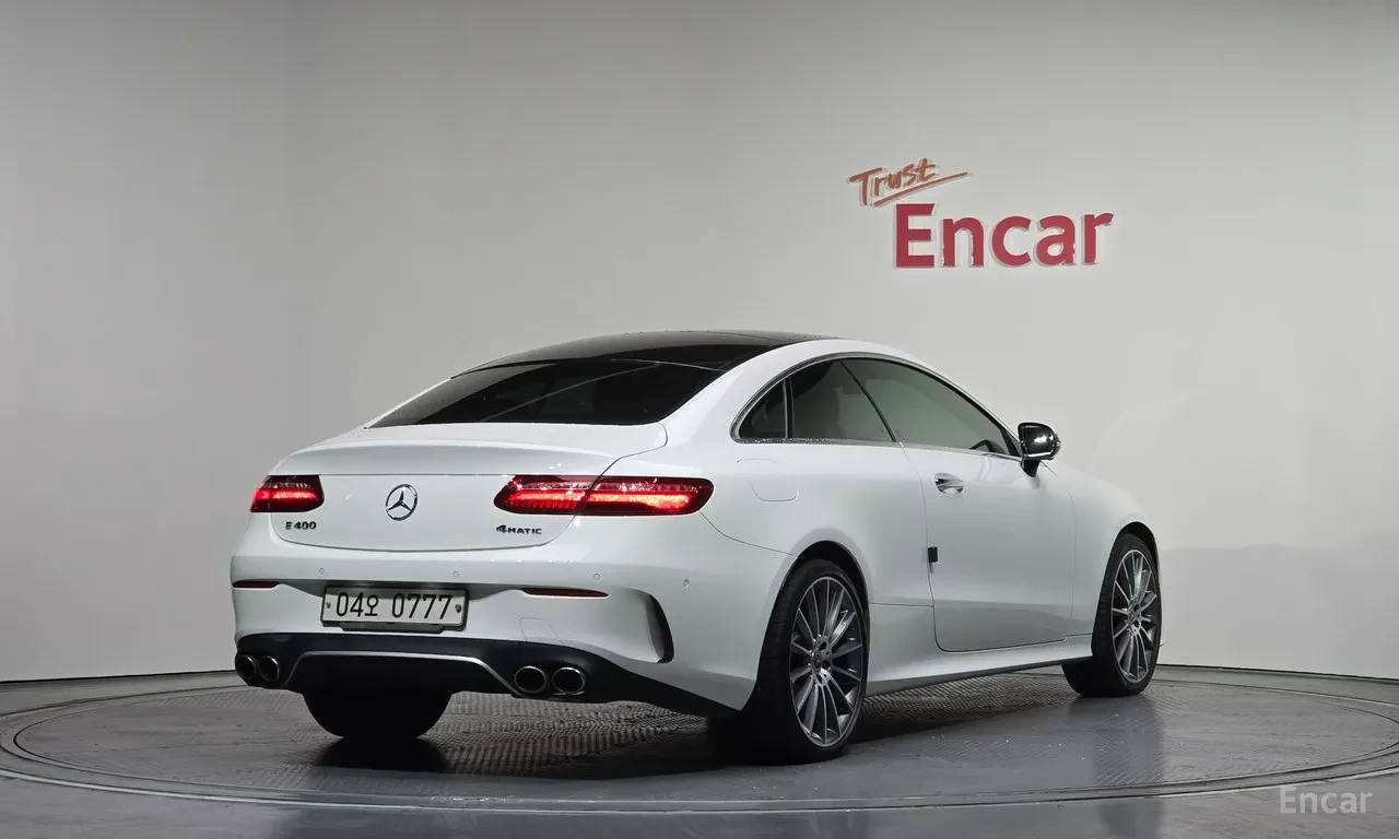 Mercedes-Benz E 400 4MATIC , снимка 2 - Автомобили и джипове - 54765658