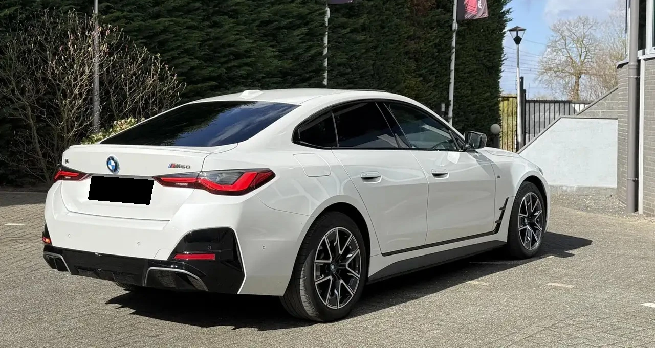 BMW i4 М50е, снимка 5 - Автомобили и джипове - 54823367