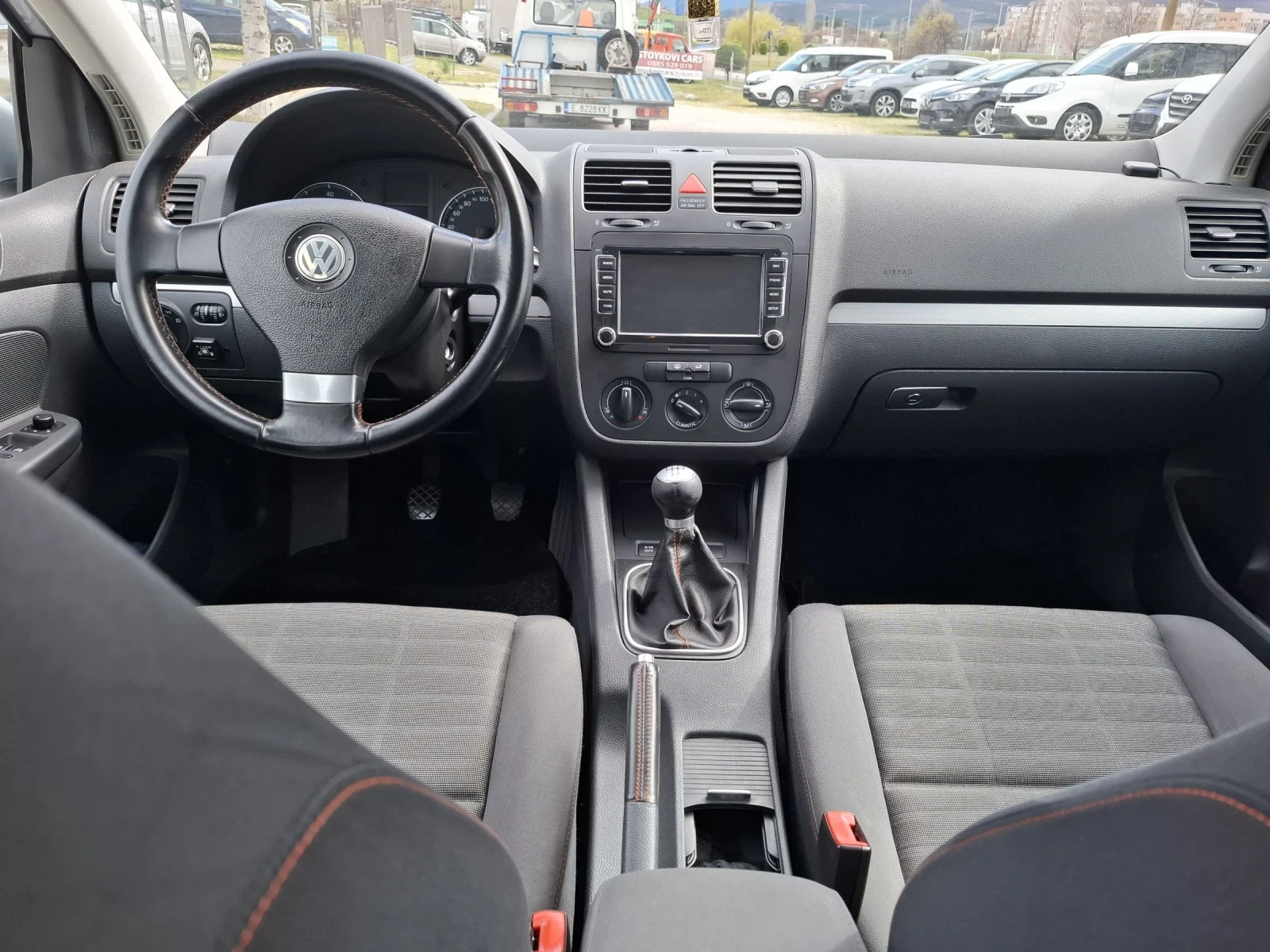 VW Golf 1.6 BIFUEL LPG, снимка 11 - Автомобили и джипове - 55248358