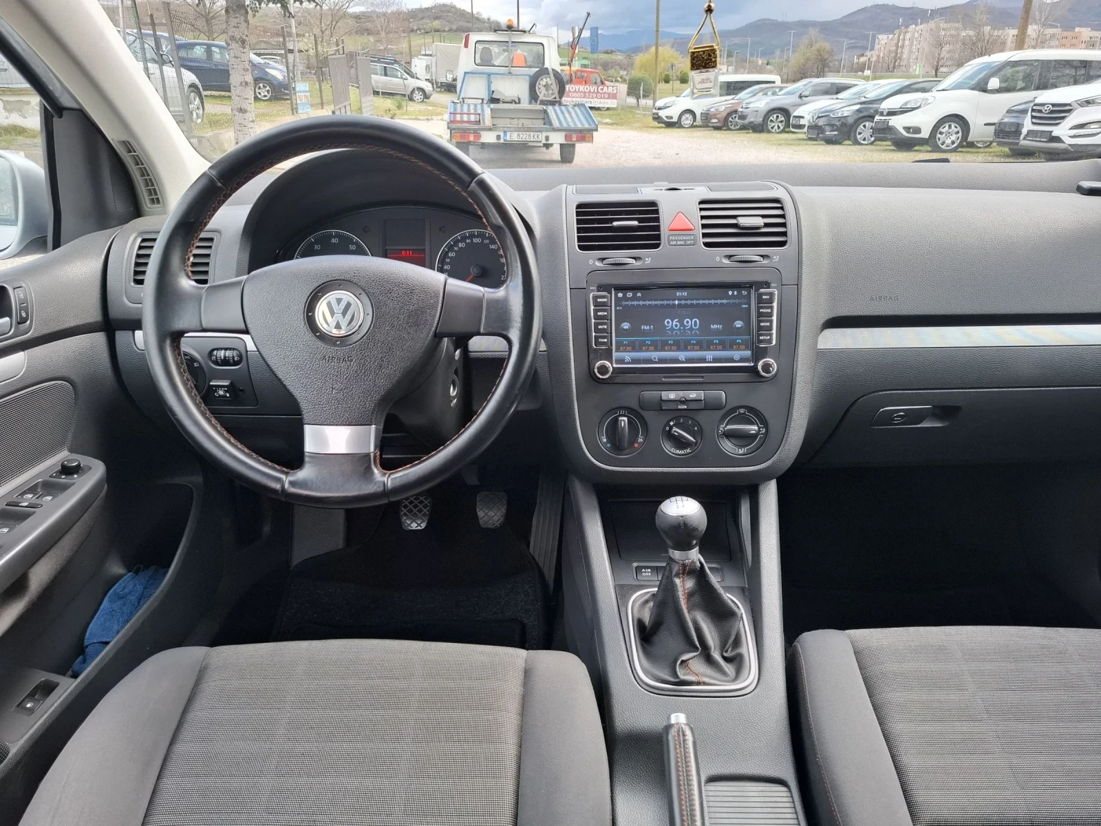 VW Golf 1.6 BIFUEL LPG, снимка 12 - Автомобили и джипове - 55248358