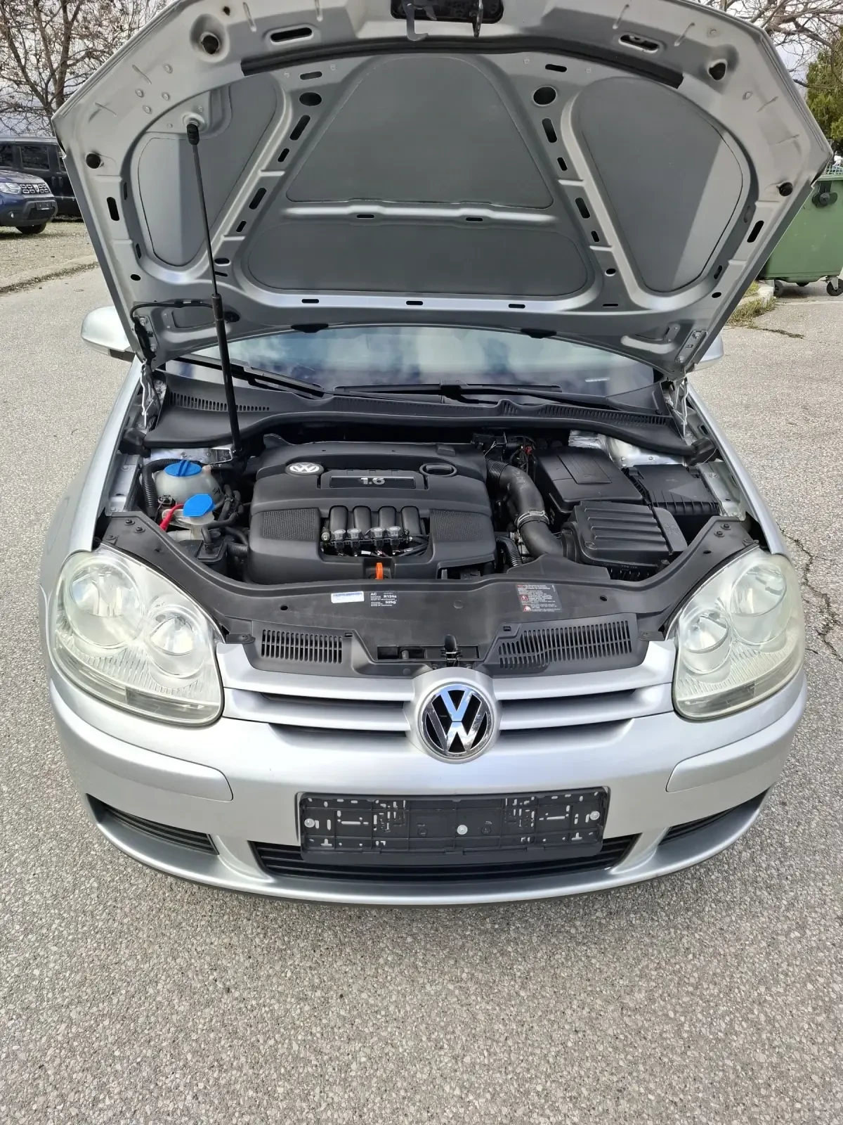 VW Golf 1.6 BIFUEL LPG, снимка 7 - Автомобили и джипове - 55248358