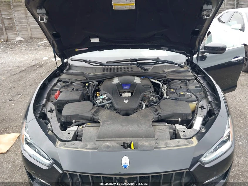 Maserati Ghibli 3.0l S Q4 Granlusso, снимка 10 - Автомобили и джипове - 55565556