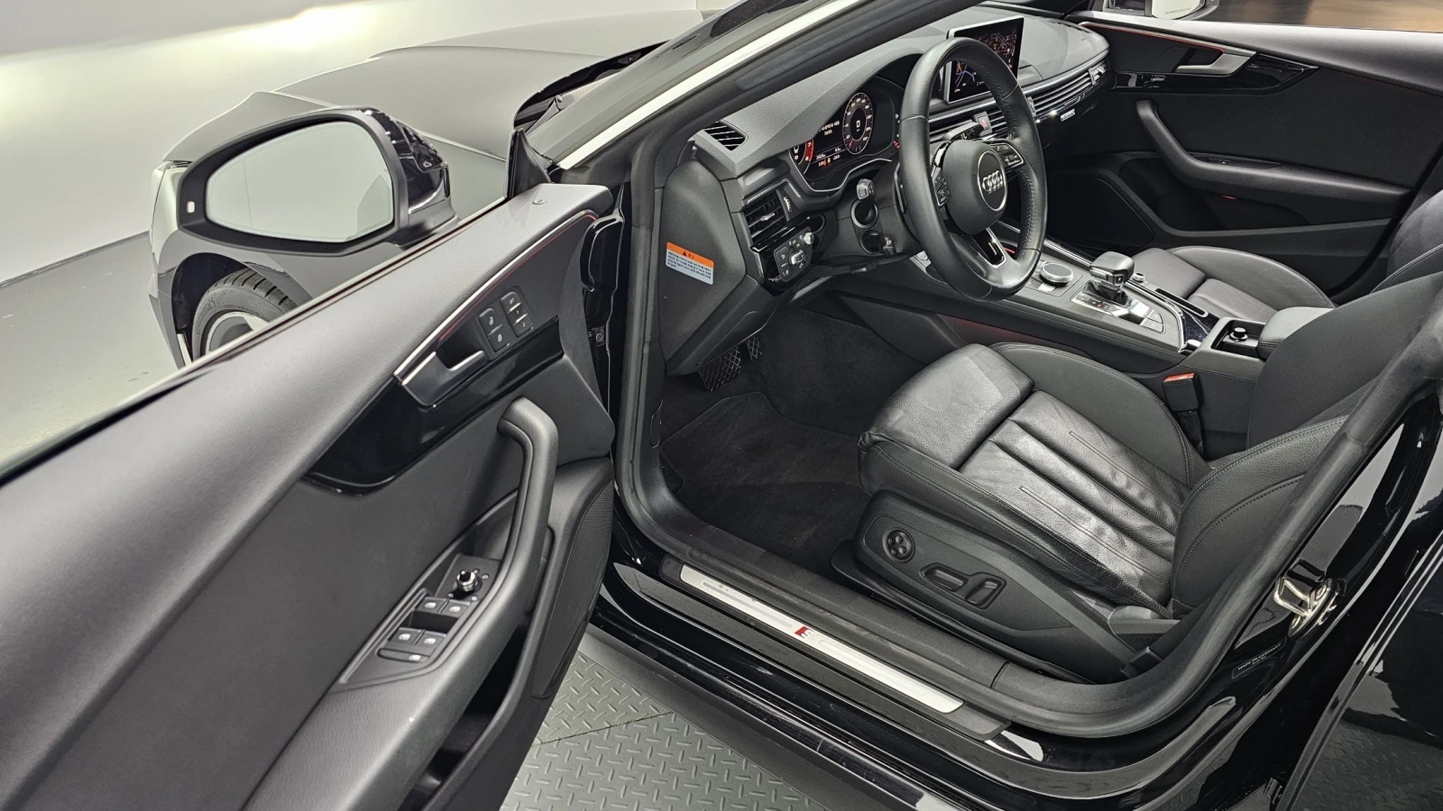 Audi A5 2020* 28526 КМ* DIS* HUD* КРАЙНА ЦЕНА, снимка 9 - Автомобили и джипове - 55573766