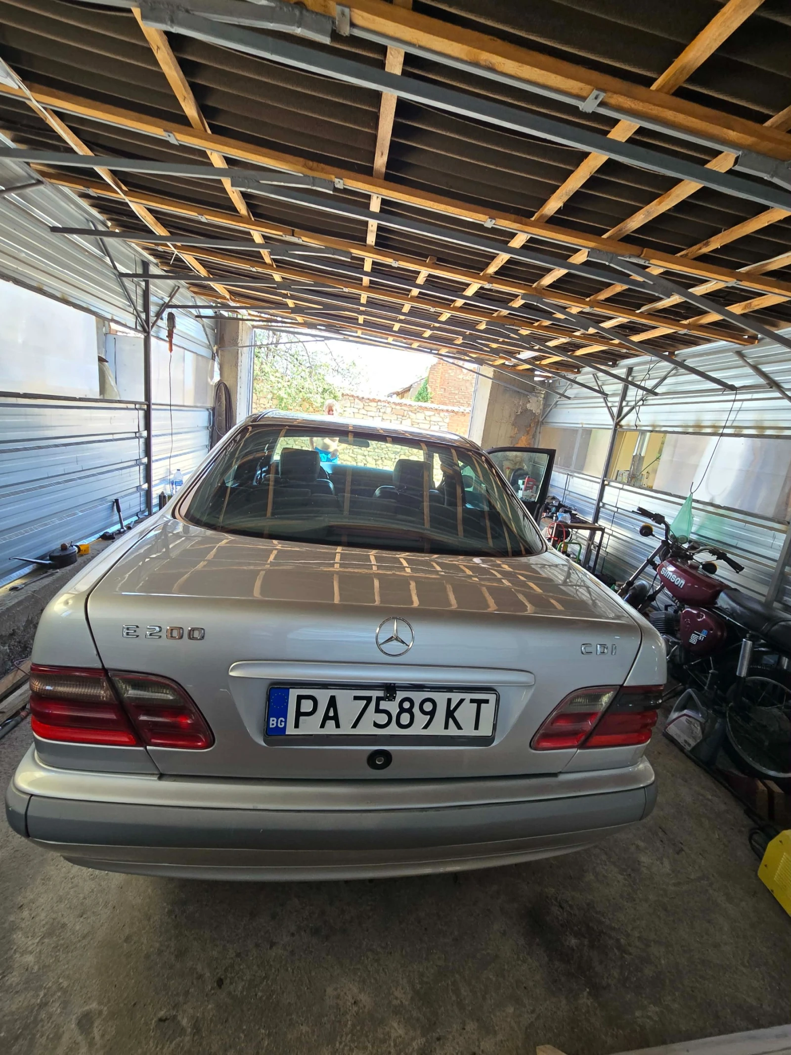 Mercedes-Benz E 200 | Mobile.bg � ����������� 3