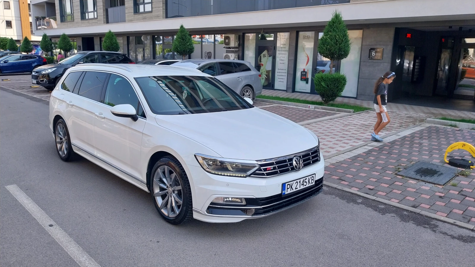 VW Passat 2.0TDI/R-Line, снимка 3 - Автомобили и джипове - 55897046