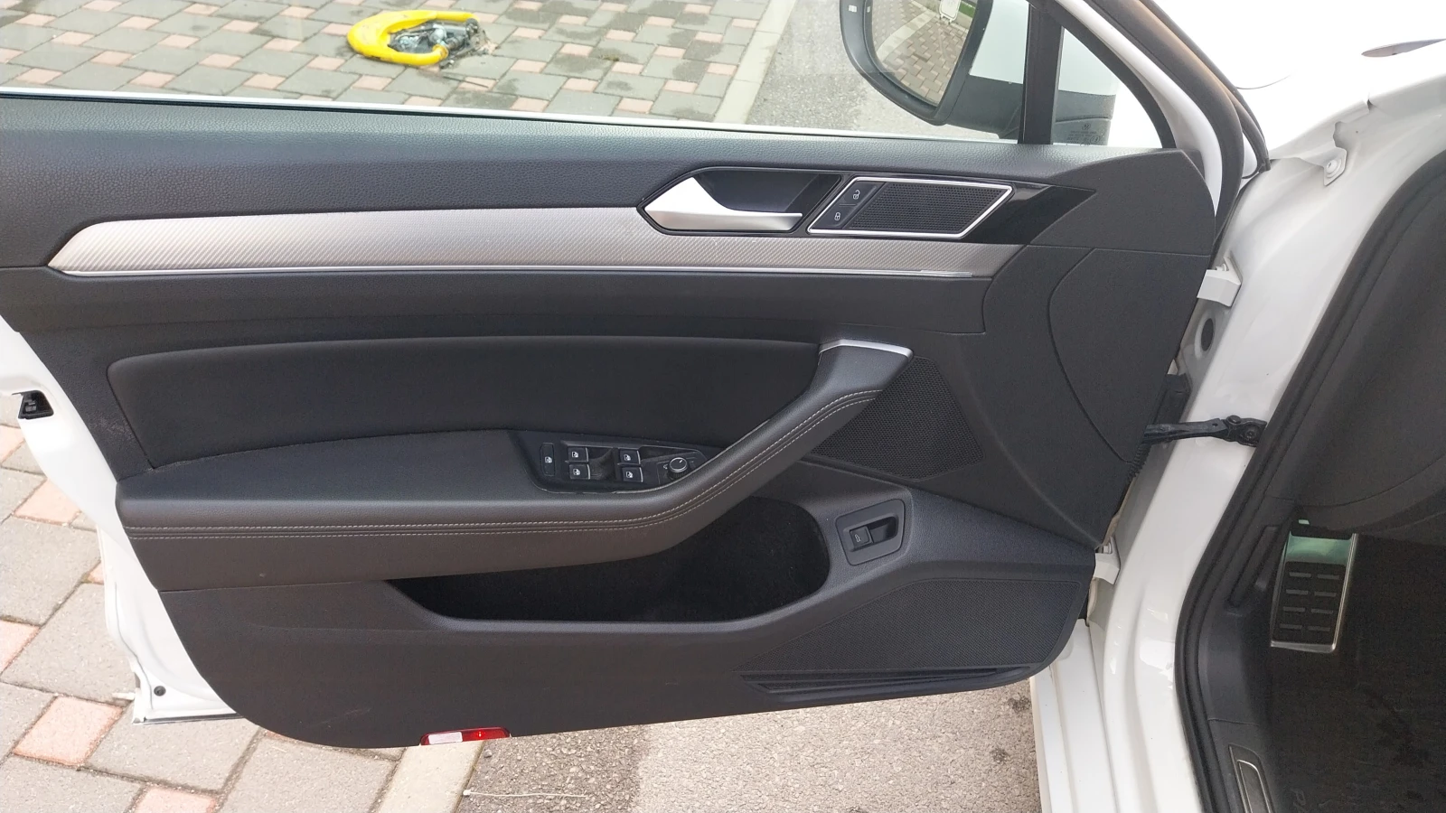 VW Passat 2.0TDI/R-Line, снимка 13 - Автомобили и джипове - 55897046