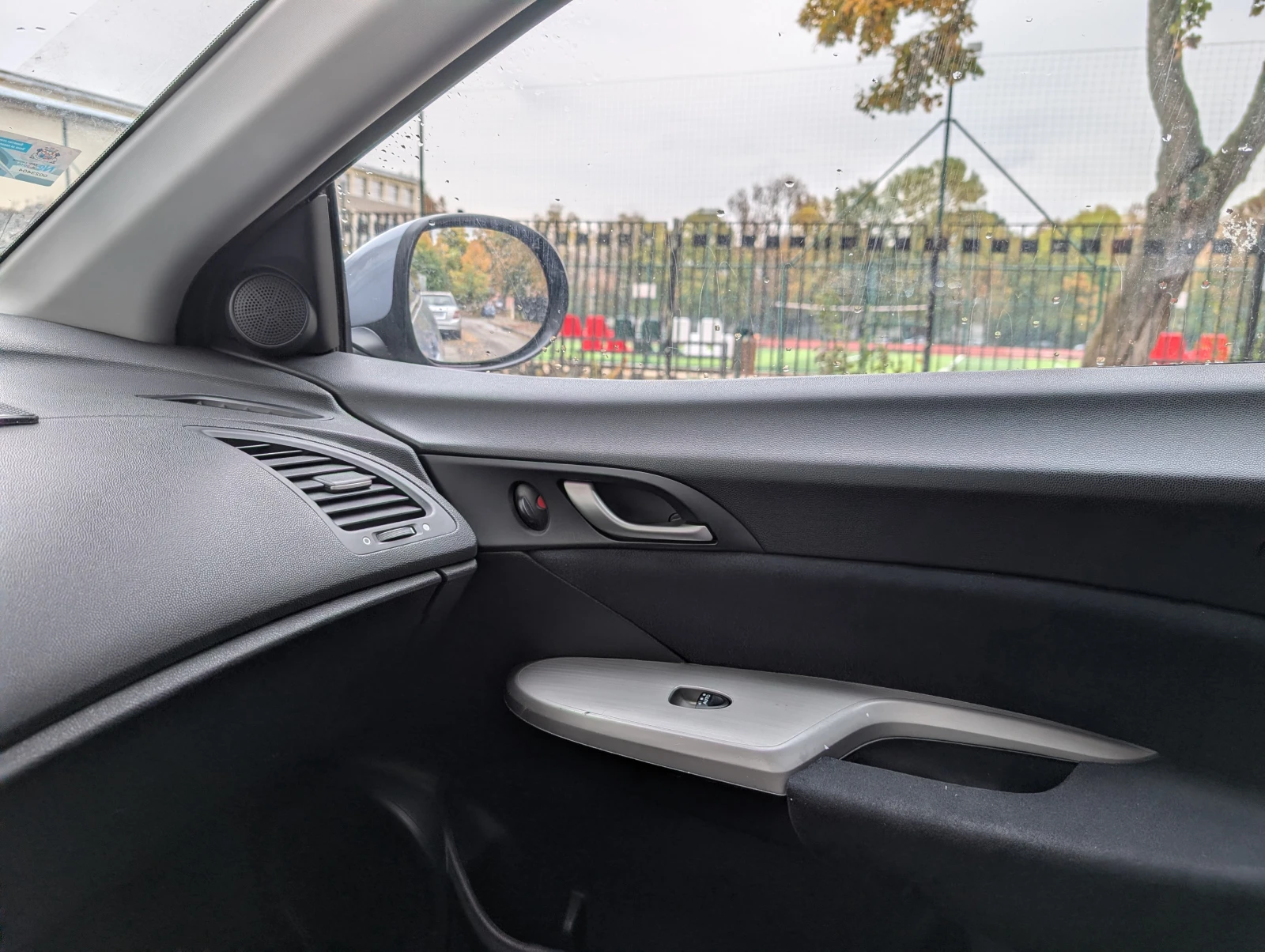 Honda Civic, снимка 4 - Автомобили и джипове - 56459523