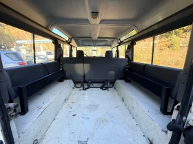 Land Rover Defender 110* Td5* ДДС* 9-местен* Регистриран*  - 24000 € / 46939.92 лв. - 97863294 15