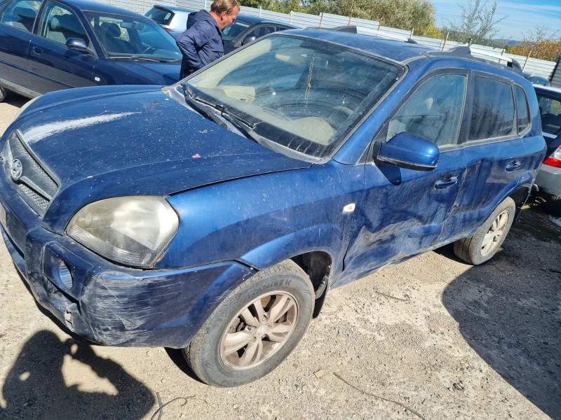 Hyundai Tucson 2.0CRDI-140ks-2008god-4x4-6skorosti, снимка 13 - Автомобили и джипове - 47062467