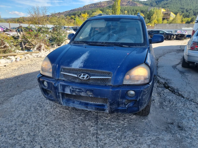 Hyundai Tucson 2.0CRDI-140ks-2008god-4x4-6skorosti, снимка 2 - Автомобили и джипове - 47062467