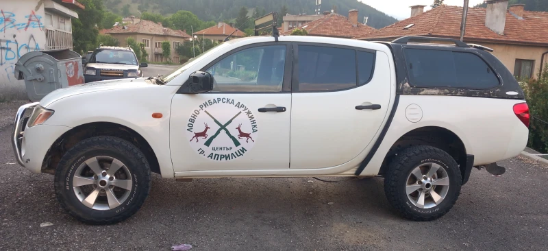 Mitsubishi L200, снимка 4 - Автомобили и джипове - 52909699