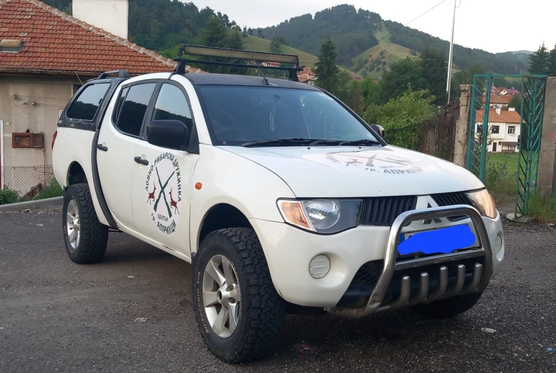 Mitsubishi L200, снимка 2 - Автомобили и джипове - 52909699