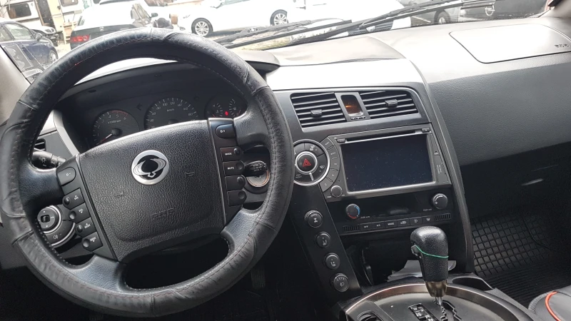 SsangYong Kyron 2.0XDI, снимка 9 - Автомобили и джипове - 52052280
