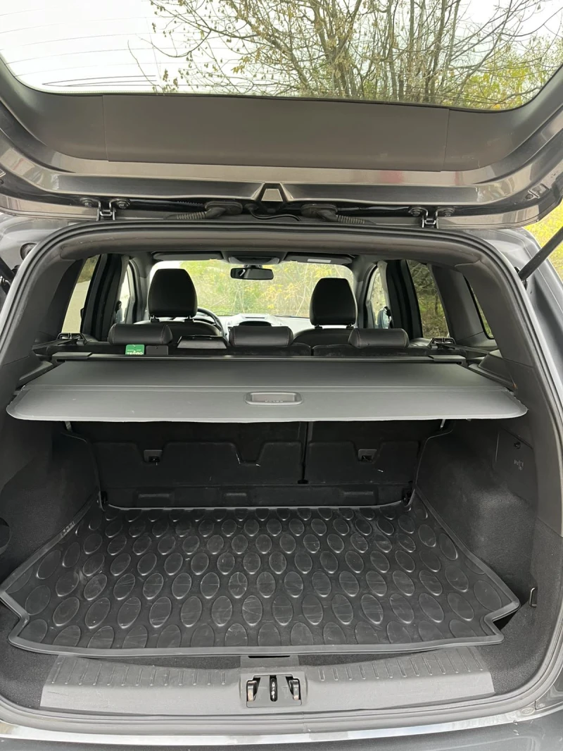 Ford Kuga st-line, 1.5 tdci, снимка 17 - Автомобили и джипове - 52187382