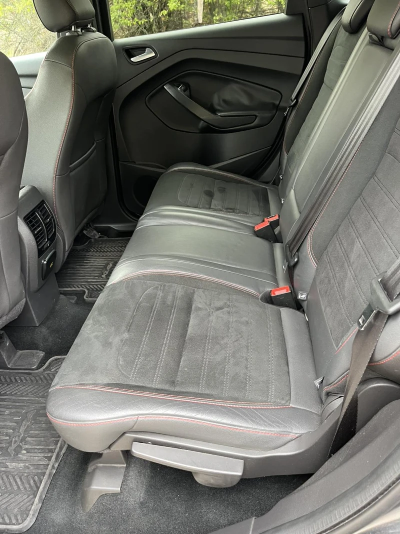 Ford Kuga st-line, 1.5 tdci, снимка 14 - Автомобили и джипове - 52187382