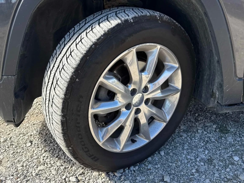 Jeep Cherokee * Limited * CARFAX * БЕЗ ПЪРВОНАЧАЛНА ВНОСКА, снимка 7 - Автомобили и джипове - 52825430