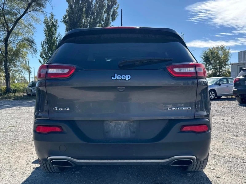 Jeep Cherokee * Limited * CARFAX * БЕЗ ПЪРВОНАЧАЛНА ВНОСКА, снимка 4 - Автомобили и джипове - 52825430
