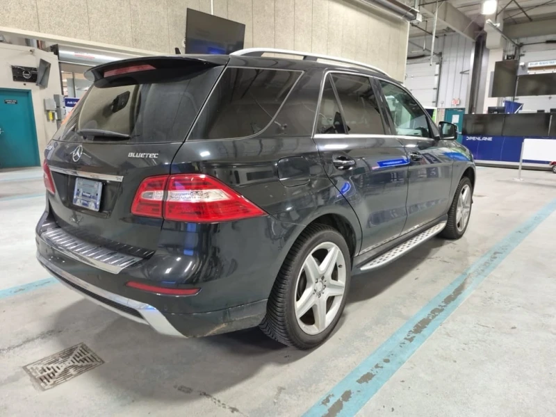 Mercedes-Benz ML 350 * BLUETEC * CARFAX * ФИНАНСИРАНЕ, снимка 3 - Автомобили и джипове - 53052227