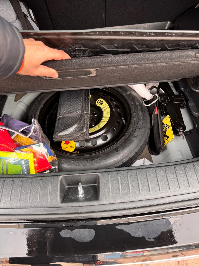 Kia Sportage, снимка 17 - Автомобили и джипове - 53355390