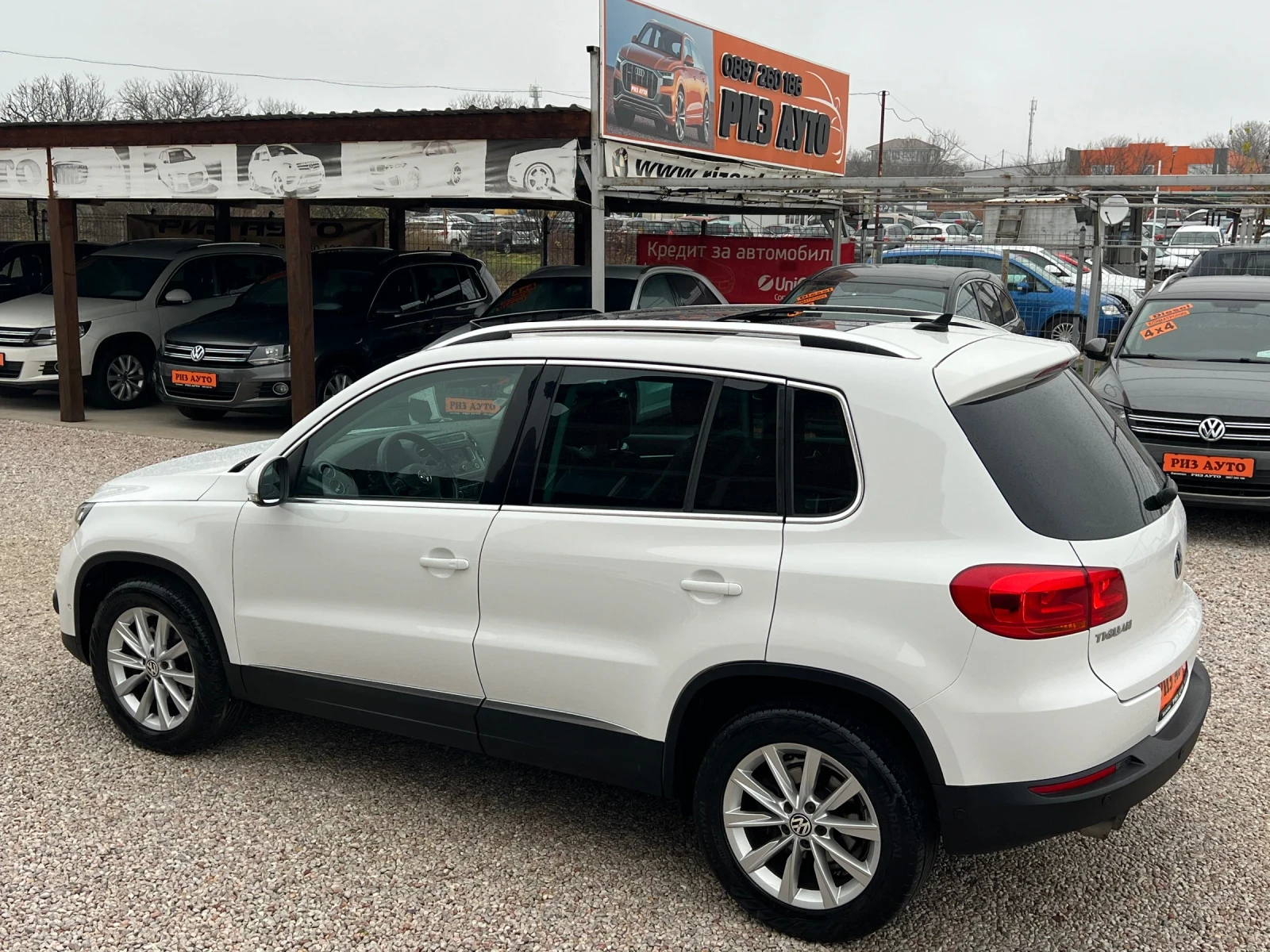 VW Tiguan 2.0TDI* PANORAMA* 6sk* MULTI VOLAN* PODGREV* NAVI - изображение 7