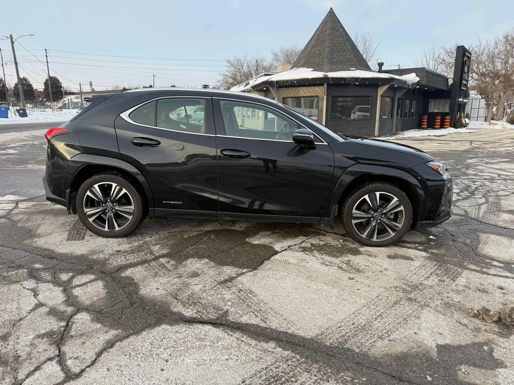 Lexus UX * 250h Luxury CVT * CARFAX * ХЕДЪП* ОБДУХВАНЕ - изображение 3