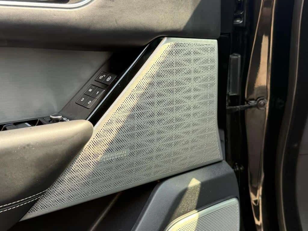 Land Rover Range Rover Velar * R Dynamic HSE NAVI| SUNROOF| BLUETOOTH * CARFAX  | Mobile.bg � ����������� 14