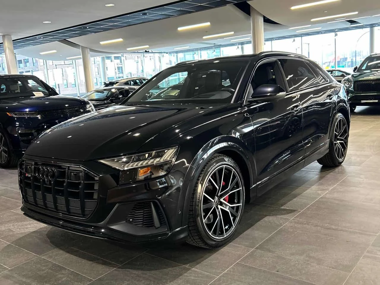 Audi SQ8 * 4.0 TFSI quattro * CARFAX * ���� �� �� | Mobile.bg � ����������� 1