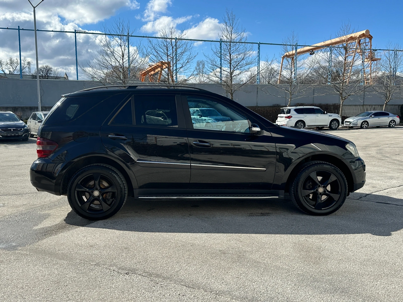 Mercedes-Benz ML 320  - изображение 5