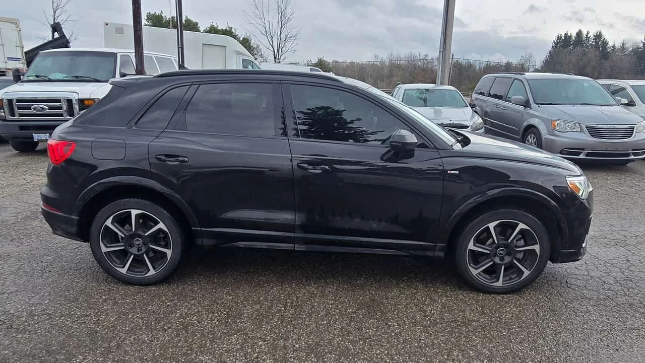 Audi Q3 * Progressiv * S-LINE* ПАНОРАМА* ПОДГРЕВ* , снимка 4 - Автомобили и джипове - 54224616