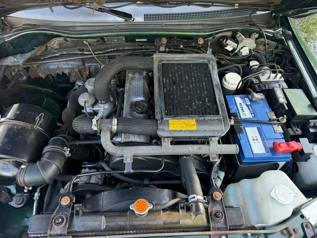 Mitsubishi L200 2, 5 TDI/99 k/КЛИМА, снимка 13 - Автомобили и джипове - 54495825