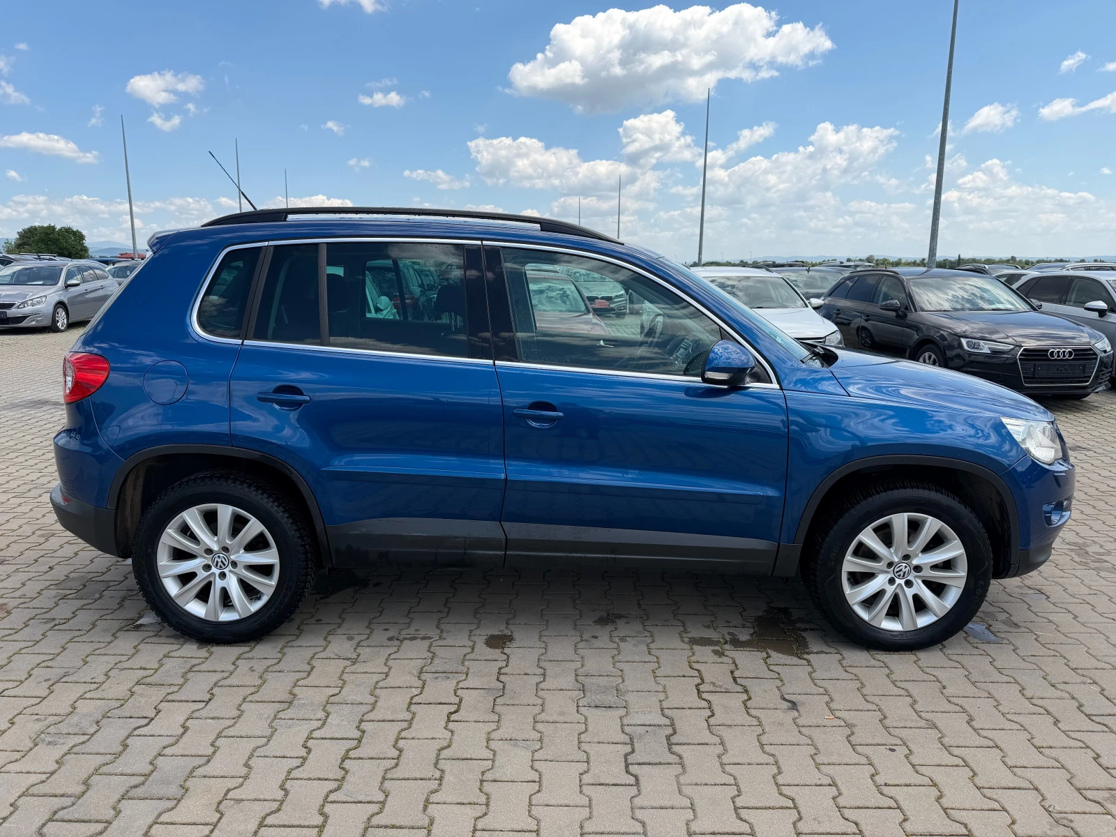 VW Tiguan 2.0TDI 4MOTION AVTOMAT EURO 4, снимка 5 - Автомобили и джипове - 54679607