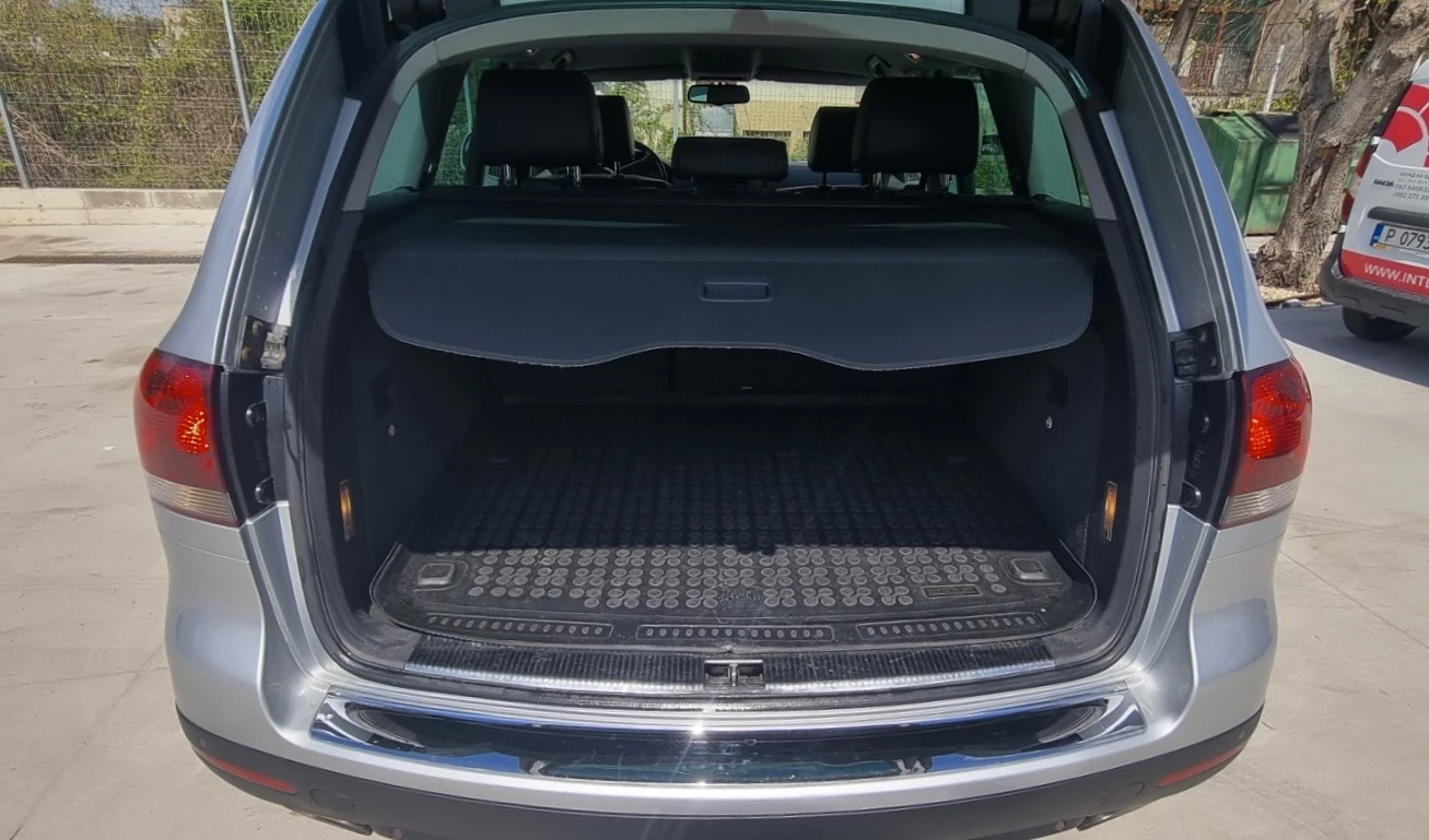 VW Touareg 3.0-TDI-INDIVIDUAL-FULL ЕКСТРИ, снимка 15 - Автомобили и джипове - 55450654