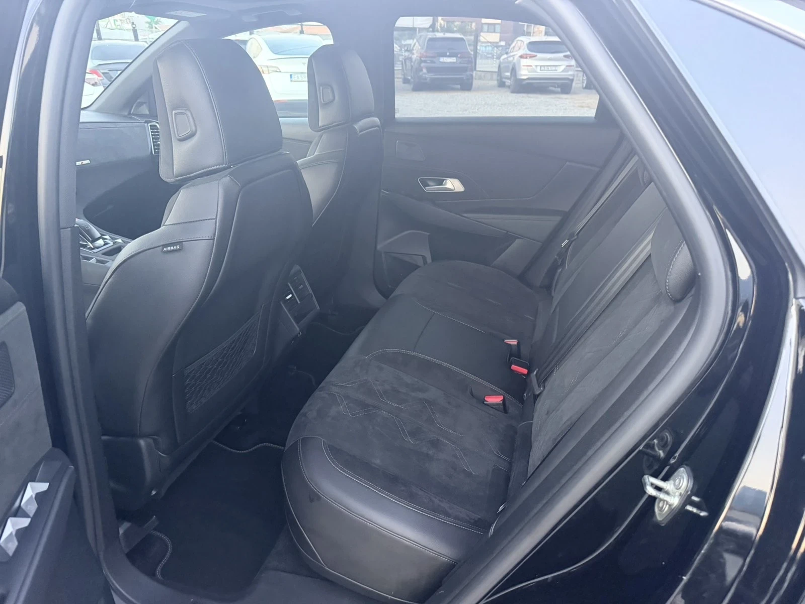 DS DS 7 Crossback 1.6 E-Tense-300kc-Performance Line, снимка 9 - Автомобили и джипове - 55579430