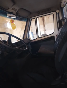����� �� �������� �� Mercedes-Benz 310