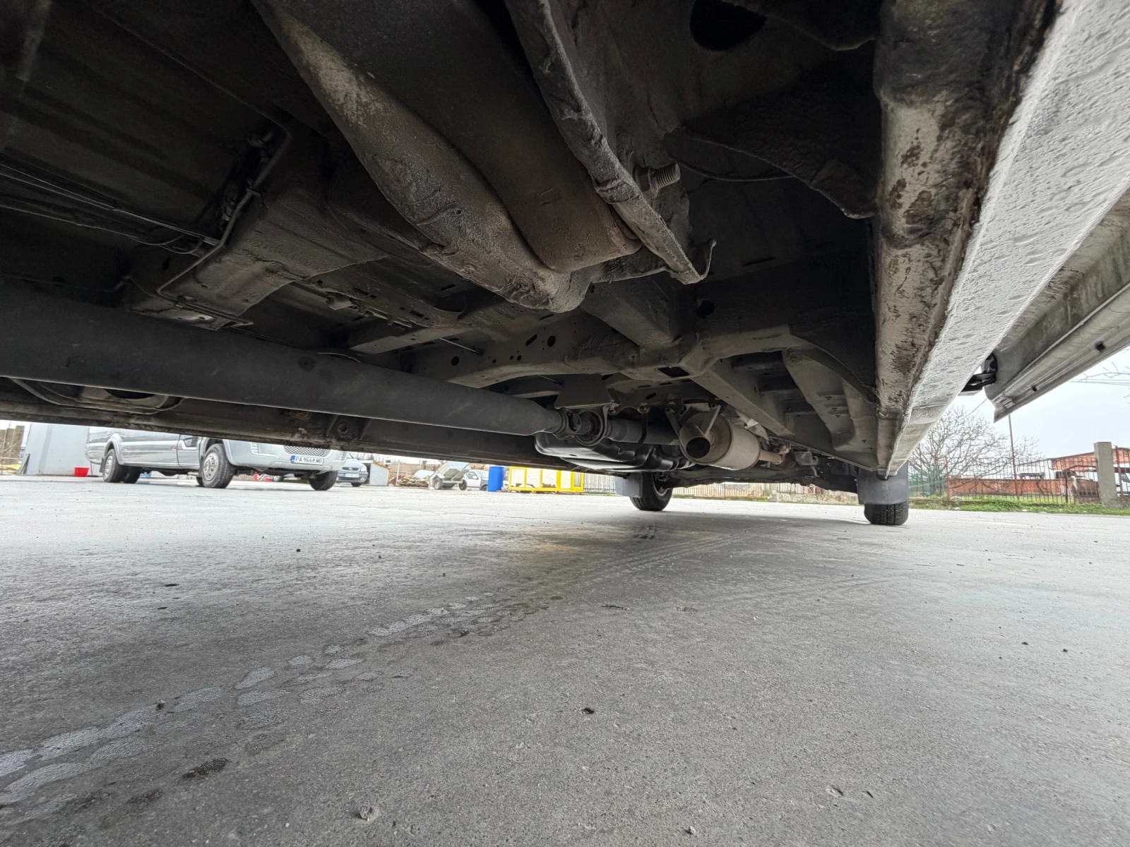 VW Crafter 23места евро6, снимка 9 - Бусове и автобуси - 55939517