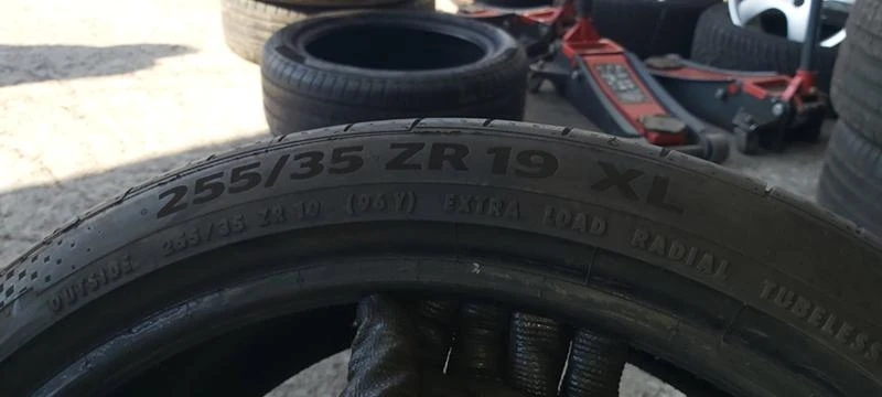 Гуми Летни 255/35R19, снимка 8 - Гуми и джанти - 29876195