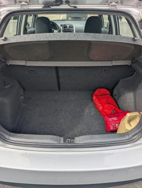 Toyota Auris, снимка 7