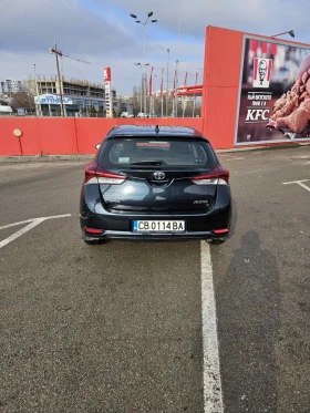 Toyota Auris, снимка 2