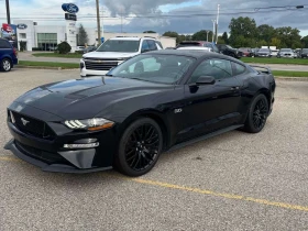 ������ Ford Mustang
