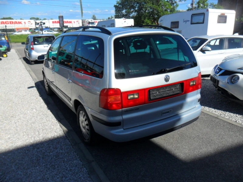 VW Sharan 2.8i AVTOMAT, снимка 5 - Автомобили и джипове - 45696009