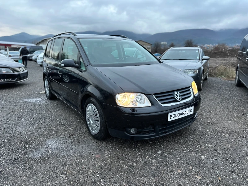 VW Touran 7-местен, снимка 3 - Автомобили и джипове - 48497572