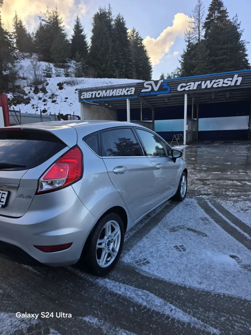 Ford Fiesta 1.5, снимка 4 - Автомобили и джипове - 48988608