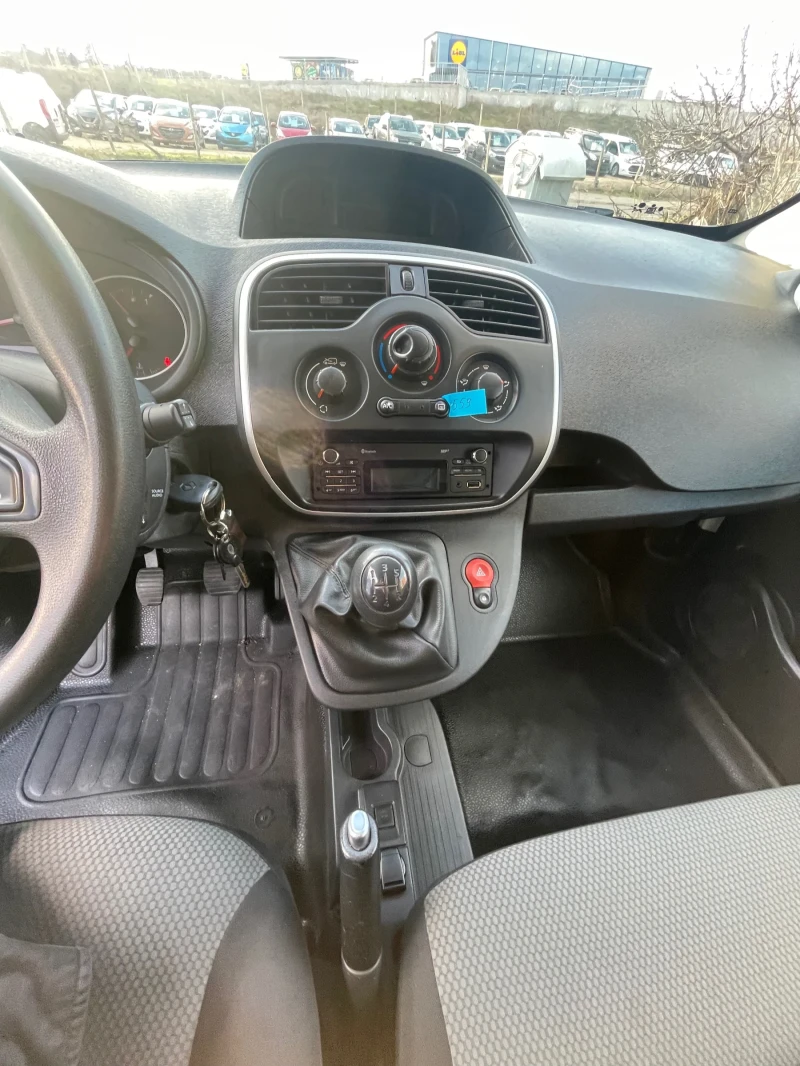 Renault Kangoo 1.5 dci , снимка 13 - Автомобили и джипове - 49354193