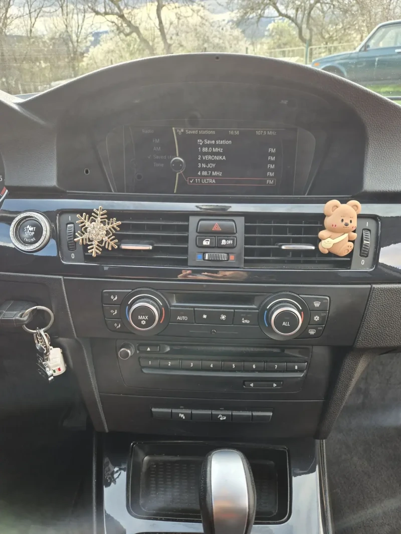 BMW 320 2.0 184к.с XDRIVE, снимка 13 - Автомобили и джипове - 52206244