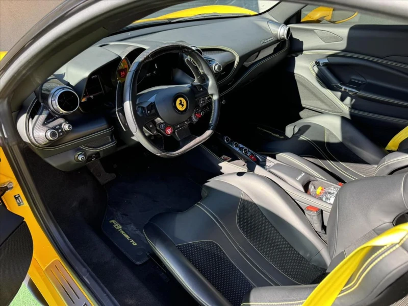 Ferrari F8 Tributo Carbon/Ceramic, снимка 10 - Автомобили и джипове - 51976379